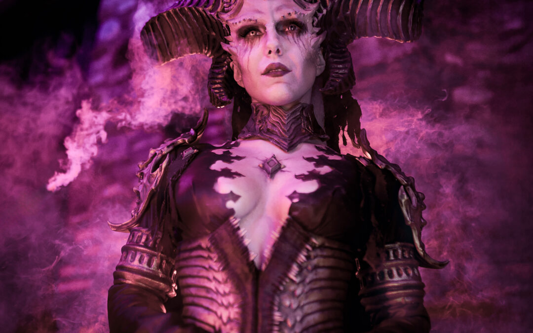 Gloria “__lunumbra”